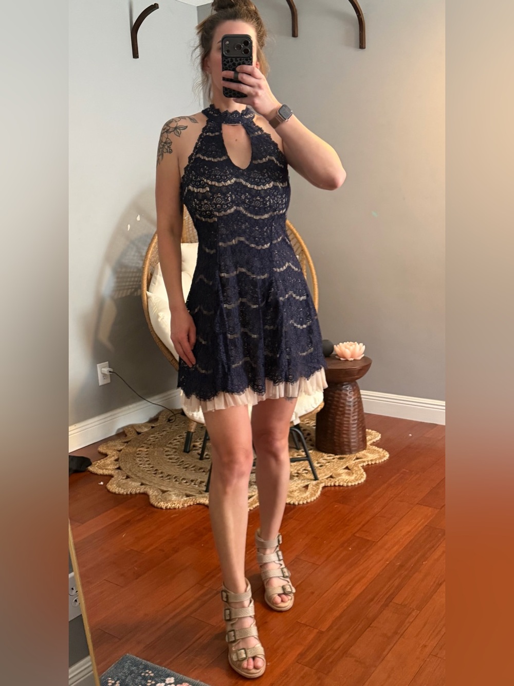 Francesca’s lace dress